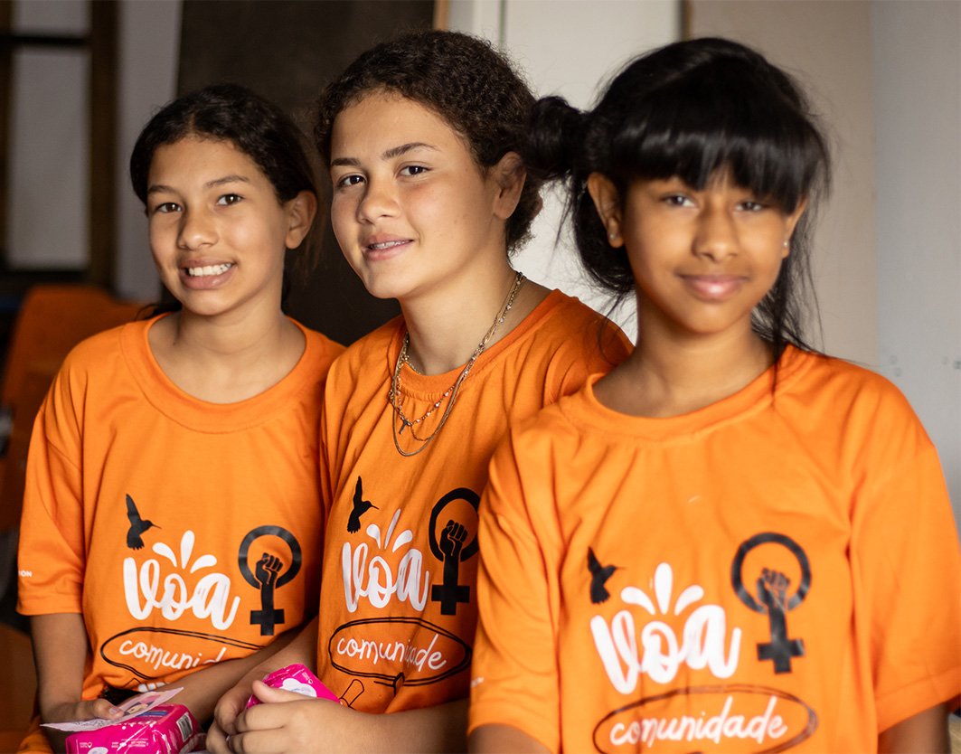 Projeto Meninas Valentes da Rede Cultural Beija-Flor. Projeto Meninas Valentes da Rede Cultural Beija-Flor.
